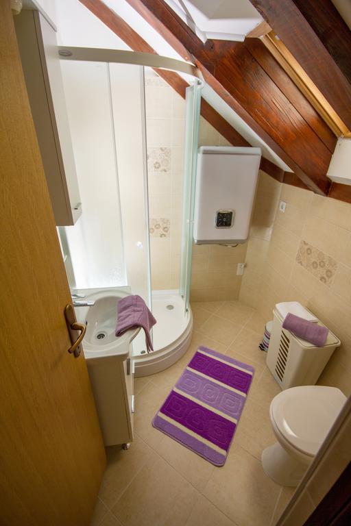 Apartment Niko Kastel Stari Kaštela Værelse billede
