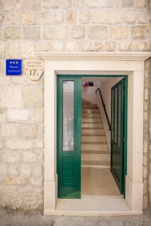Apartment Niko Kastel Stari Kaštela Værelse billede